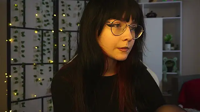 Snapshot of BereniceBattersby chatting on 09-24-25, 09:21 BereniceBattersby online show from 09-24-25, 09:21