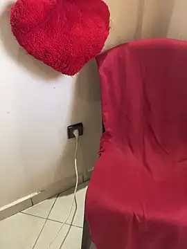 Yasar-Xxxl online show from 02-14-26, 02:17