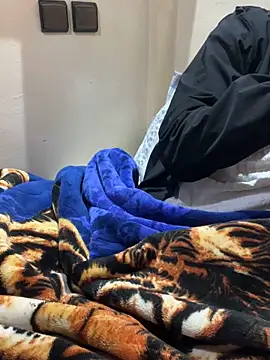 Yasar-Xxxl online show from 02-20-26, 04:42