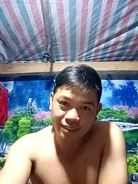 DungLuongg online show from 02-12-26, 02:39