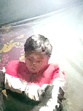 DungLuongg online show from 11-18-25, 02:42