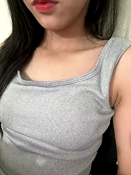 Snapshot of Desi_sara chatting on 09-20-25, 02:55 Desi sara online show from 09-20-25, 02:55