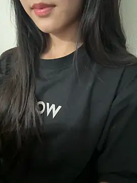 Desi sara online show from 10-24-25, 03:38