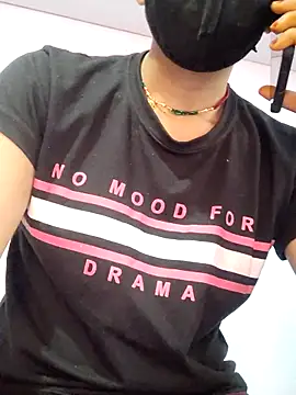 poojam93 online show from 10-31-25, 02:41