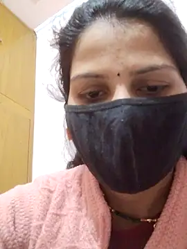 poojam93 online show from 02-10-26, 01:48