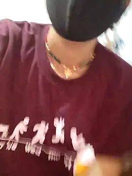 poojam93 online show from 12-19-25, 02:15