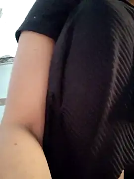 poojam93 online show from 12-02-25, 02:34