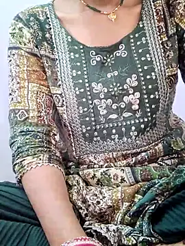 Snapshot of poojam93 chatting on 10-16-25, 01:47 poojam93 online show from 10-16-25, 01:47
