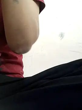 poojam93 online show from 04-04-26, 09:49