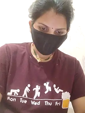 poojam93 online show from 02-14-26, 02:17