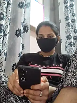 poojam93 online show from 02-05-26, 03:41