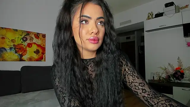 Snapshot of tina_kart3r chatting on 10-19-25, 10:23 tina kart3r online show from 10-19-25, 10:23