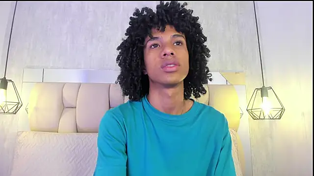 Snapshot of Johan_gz_ chatting on 02-20-26, 11:45 Johan gz online show from 02-20-26, 11:45