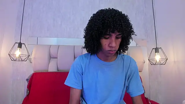 Snapshot of Johan_gz_ chatting on 02-09-26, 11:41 Johan gz online show from 02-09-26, 11:41