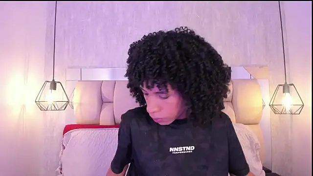 Snapshot of Johan_gz_ chatting on 02-24-26, 11:33 Johan gz online show from 02-24-26, 11:33