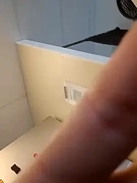 sarahkat86 online show from 12-03-25, 06:51