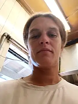 sarahkat86 online show from 10-14-25, 03:45