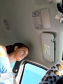 sarahkat86 online show from 01-11-26, 04:36