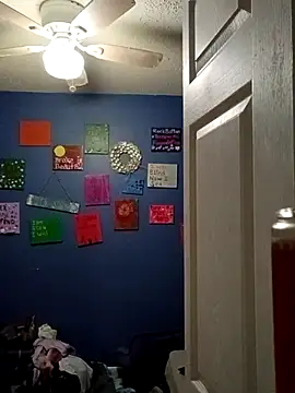 sarahkat86 online show from 10-23-25, 01:15