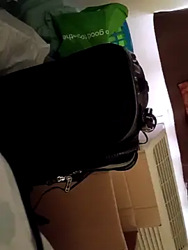 sarahkat86 online show from 12-18-25, 04:00