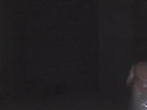 sarahkat86 online show from 10-12-25, 10:27