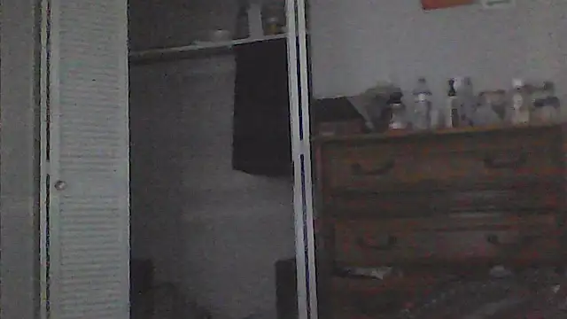 sarahkat86 online show from 04-16-26, 09:39