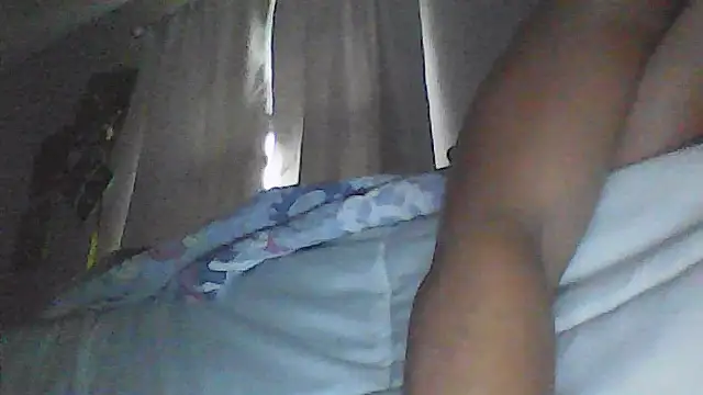 sarahkat86 online show from 04-09-26, 11:38