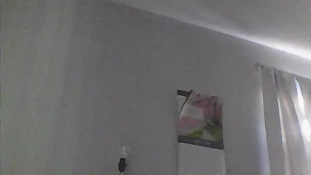 sarahkat86 online show from 04-14-26, 09:53