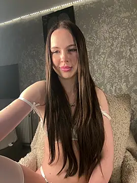 TianaCharm online show from 02-02-26, 02:05