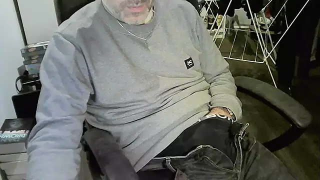 Chrisprngr online show from 01-12-26, 09:41