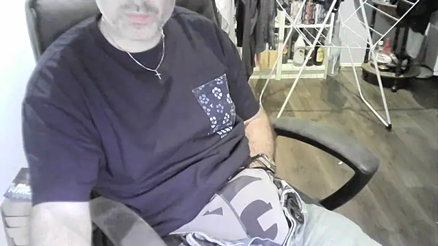 Chrisprngr online show from 05-26-26, 07:01