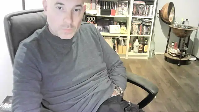 Chrisprngr online show from 05-08-26, 02:21