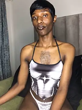 Trans fairy online show from 09-25-25, 07:20