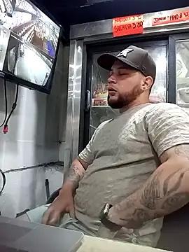 Catire10  online show from 10-25-25, 01:12