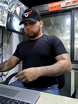 Catire10  online show from 12-22-25, 01:44