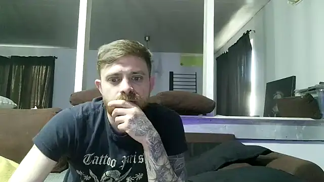 Bikerhot883hd online show from 04-15-26, 04:11