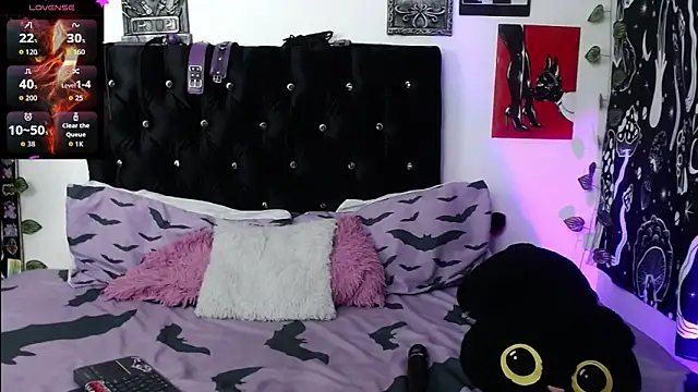 mayaREDdoll online show from 11-14-25, 09:51