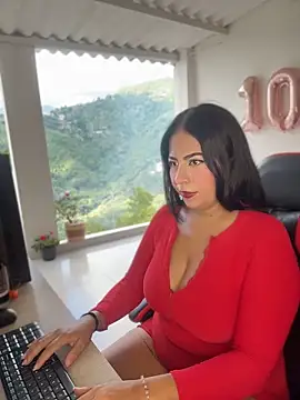 Snapshot of samanthahut1 chatting on 05-15-26, 08:40 samanthahut1 online show from 05-15-26, 08:40