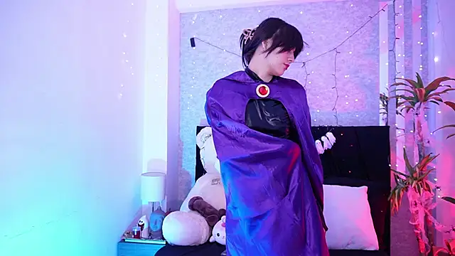 Snapshot of Aitana_Jhons chatting on 10-31-25, 12:46 Aitana Jhons online show from 10-31-25, 12:46