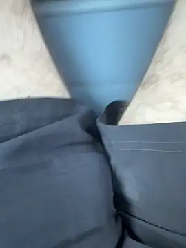 XUCRUTES42 online show from 02-08-26, 05:32