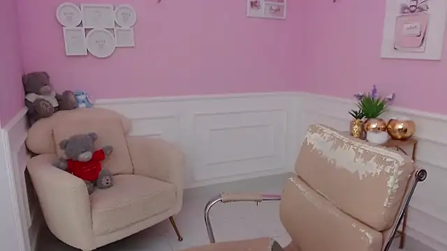 LilFleurish online show from 11-05-25, 05:21