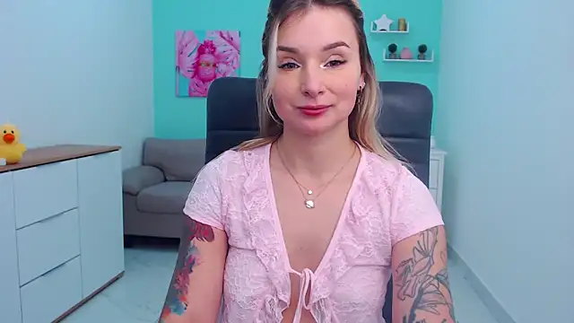 LilFleurish online show from 12-21-25, 05:31