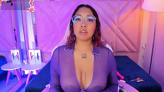 Olivejoness online show from 12-15-25, 04:07