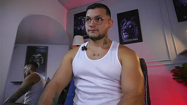 Snapshot of Marco_Vega chatting on 07-12-26, 02:01 Marco Vega online show from 07-12-26, 02:01