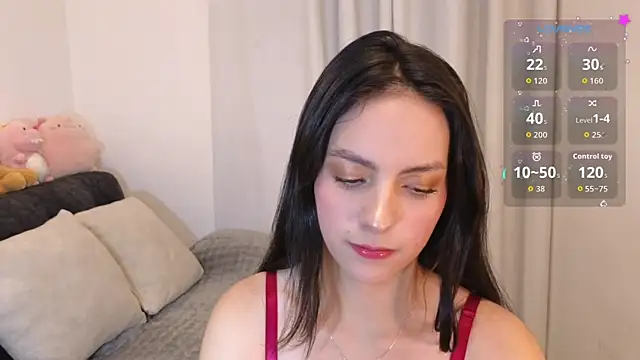 sarah saenz  online show from 06-30-26, 06:57