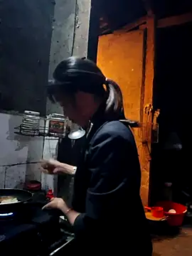 ngocngoc cute online show from 10-27-25, 11:55