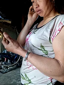 Snapshot of ngocngoc_cute chatting on 04-22-26, 11:44 ngocngoc cute online show from 04-22-26, 11:44