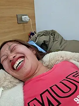 ngocngoc cute online show from 01-11-26, 12:23