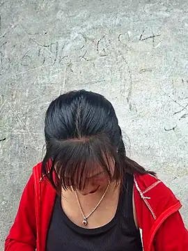 ngocngoc cute online show from 10-31-25, 02:30