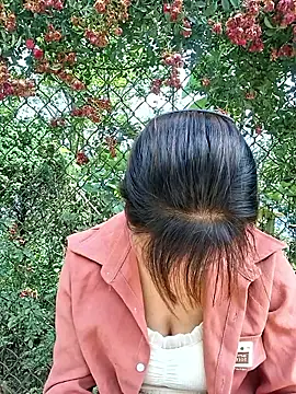 Snapshot of ngocngoc_cute chatting on 05-17-26, 02:22 ngocngoc cute online show from 05-17-26, 02:22